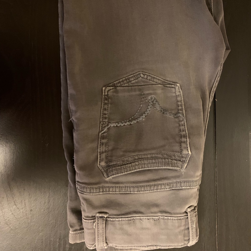 Stylish Gray Jeans Brand-New Condition The Quality Is Amazing💫 Easy To Match